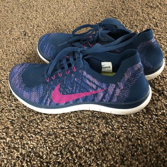 Nike Shoes - Nike Free Flyknit 4.0